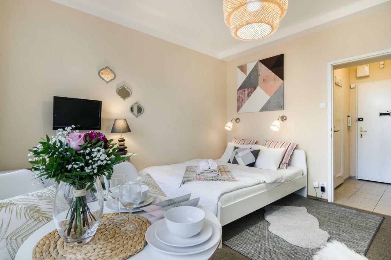 Old Town Studio Apartment Praag Buitenkant foto